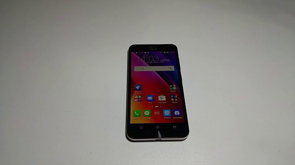 Asus Zenfone Max Unboxing 10