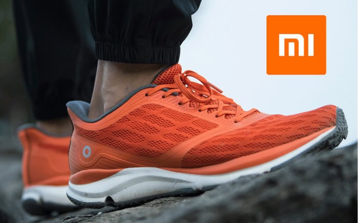 Xiaomi ha presentato le scarpe da running Amazfit con chip integrato