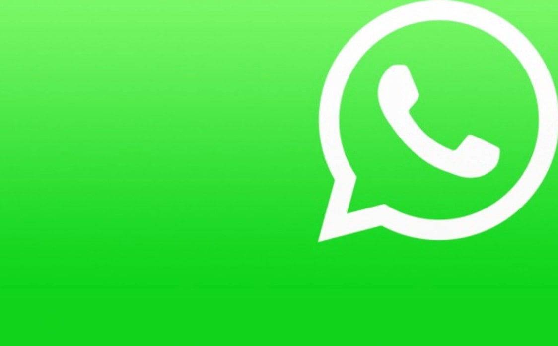 WhatsApp: nuovo messaggio blocca il vostro smartphone, attenzione