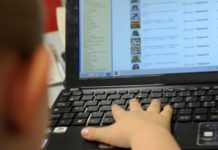 Privacy dei figli e social network: come comportarsi?