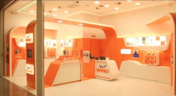 Passa a Wind: promozione incredibile con 100 Giga e Sky, prezzo al minimo storico