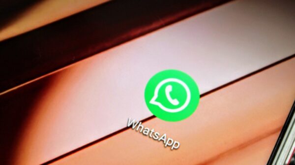 WhatsApp: utenti spiati, ecco il nuovo metodo legale che in tanti non conoscono