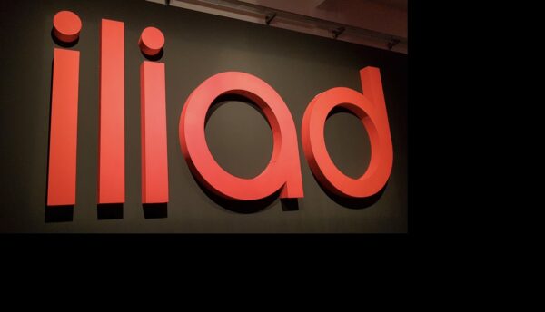 Iliad raggiunge l'accordo incredibile: risolti finalmente i problemi di rete