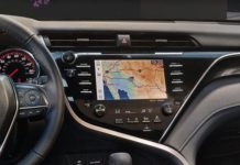 2019-Toyota-Camry-GPS