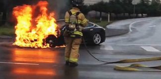 auto elettriche prendono fuoco