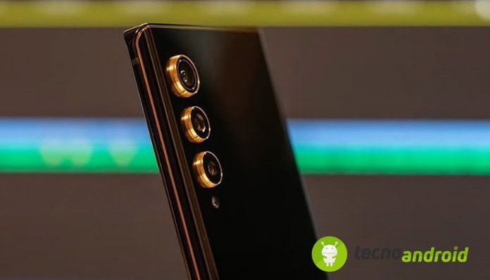 lg-chiude-la-divisione-smartphone-resta-un-modello-incredibile-da-collezione-raro