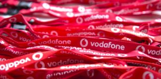 Vodafone rivuole i suoi ex clienti: ecco le promo Special da 100GB