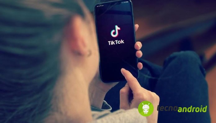 tiktok-giovane-denunciato-per-aver-simulato-la-sirena-dei-carabinieri