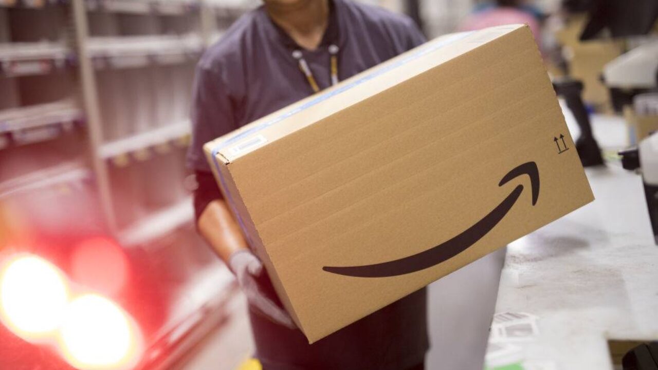 Amazon Regala 5 Euro Di Sconto Solo Sui Punti Ritiro Ecco Come Fare