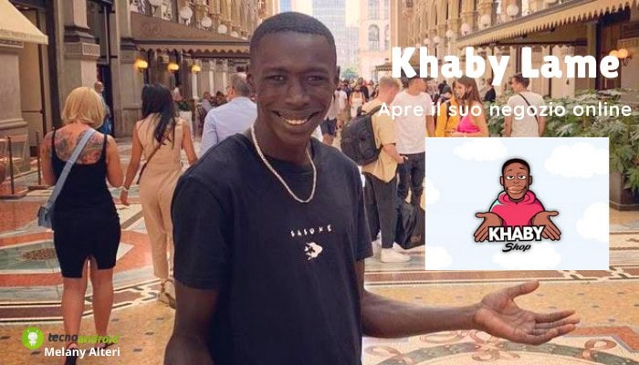 Khaby Lame: il TikToker più famoso al mondo crea il suo primo negozio online