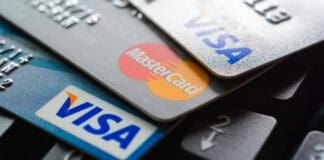 Carte di credito e truffe: Unicredit e i conti svuotati da un messaggio