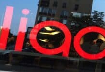 Iliad batte Vodafone: l'offerte migliore ritorna, ecco la Flash 150 con un regalo