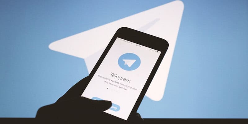 I nuovi profili a pagamento di Telegram stanno battendo nettamente WhatsApp grazie alle funzionalità in più che sono state implementate 