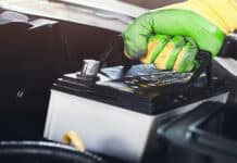 preservare la vita della batteria della tua auto