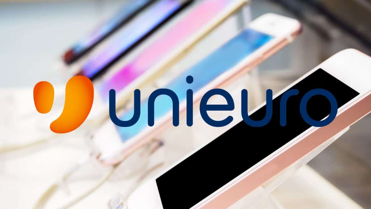 Unieuro da urlo, smartphone all'80% ed un REGALO da scoprire SUBITO