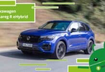 Volkswagen Touareg R eHybrid, i dettagli sul prezzo e gli interni del SUV