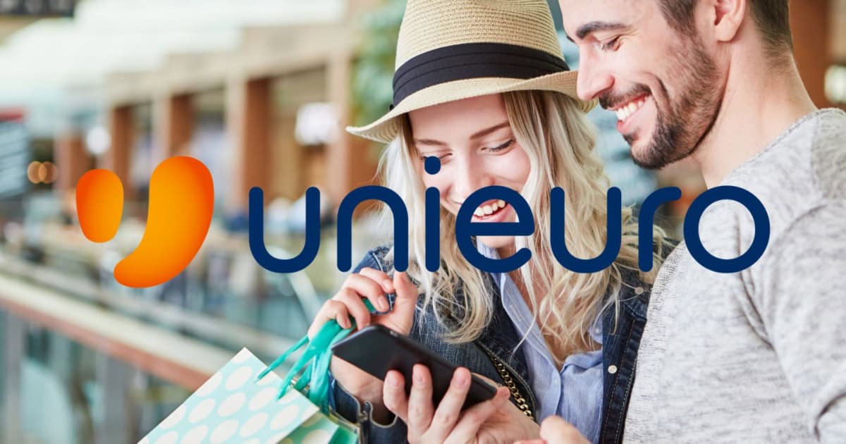 Unieuro shock, offerte al 50% nel volantino più pazzo del mese