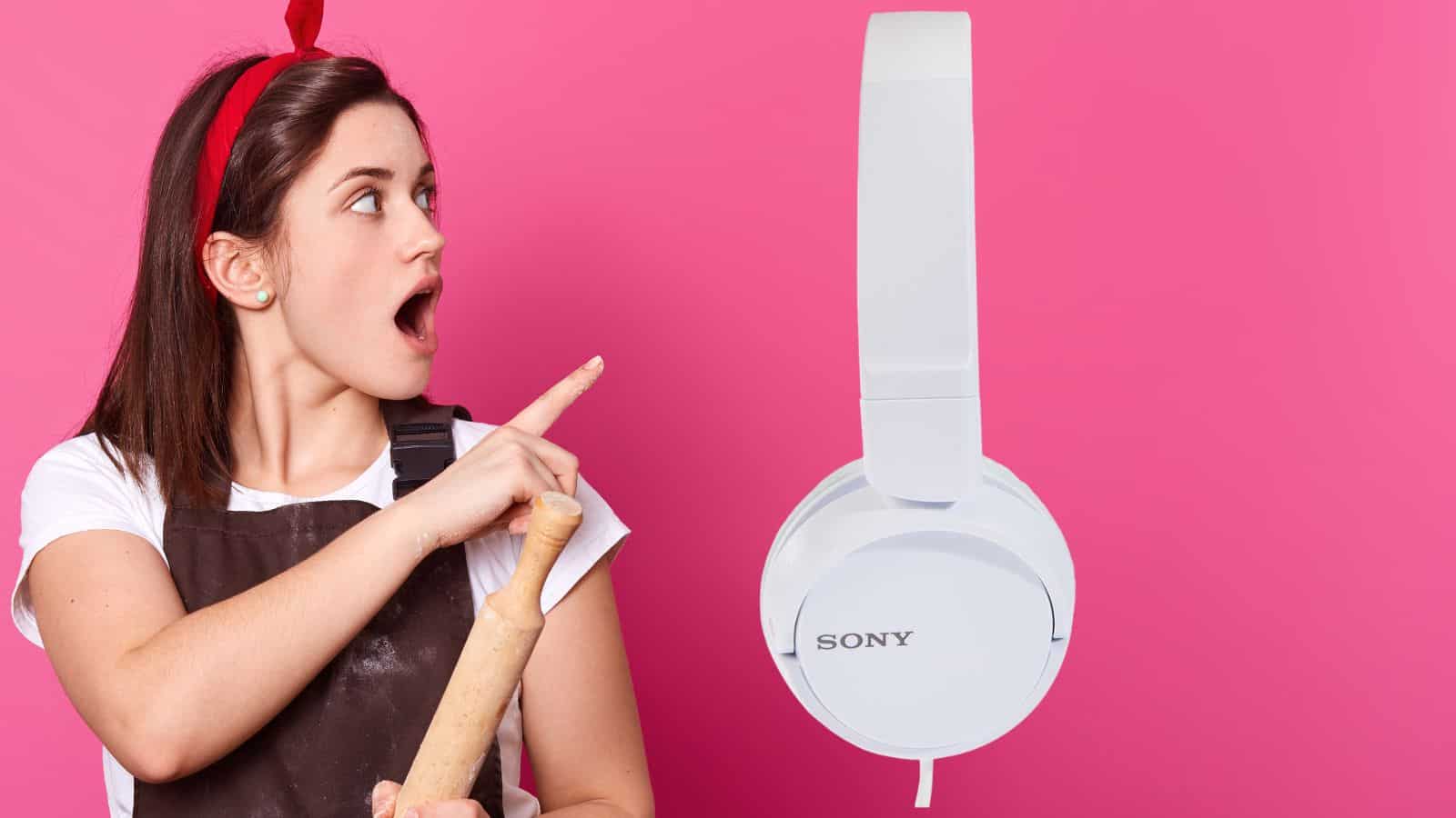 Sony REGALA le cuffie su Amazon, occasione WOW imperdibile