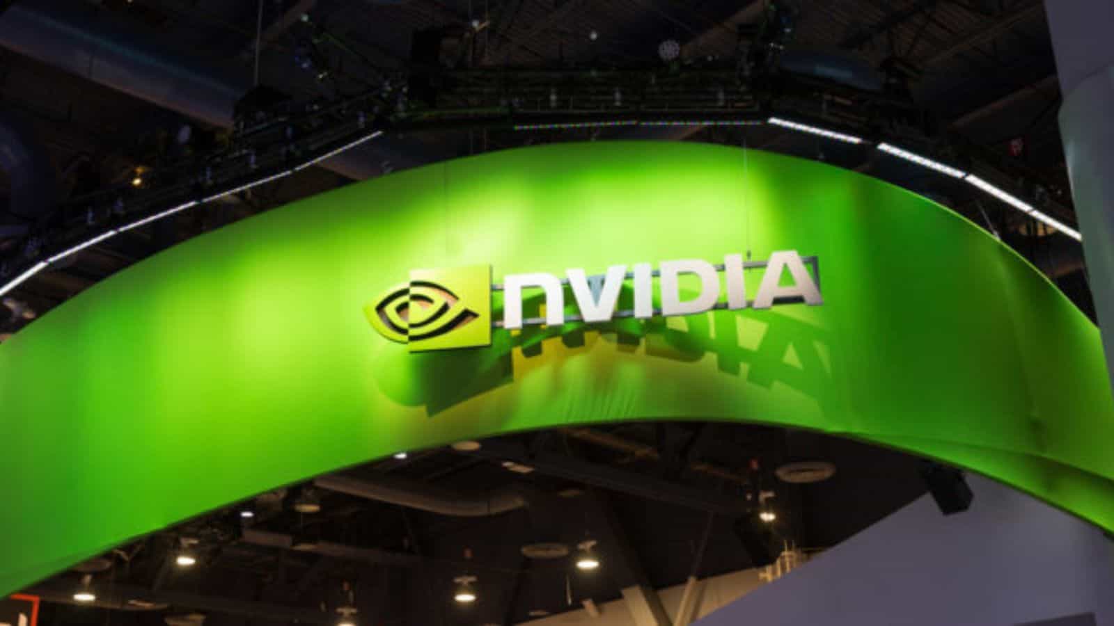 NVIDIA raggiunge l'accordo con gli USA, può vendere chip alla Cina 