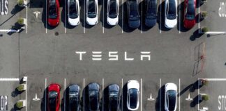 La NHTSA ordina un'azione correttiva per migliorare la sicurezza delle Tesla