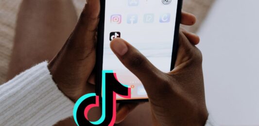 TikTok: arrivano gli spot degli influencer creati con l'AI