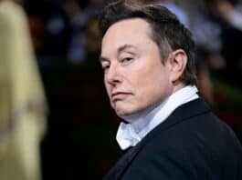 Intelligenza artificiale, Elon Musk è sicuro: ci ruberà il lavoro