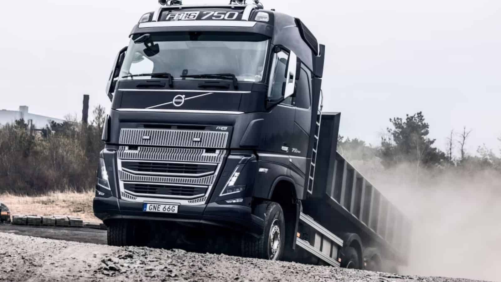 Volvo Trucks: l'azienda propone altri camion alimentati a biodiesel