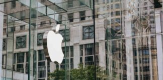 Apple ha deciso di essere più indipendente e di usare chip per l'IA di propria produzione