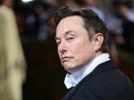 Elon Musk avvisa Apple: con ChatGPT nessun iPhone nelle mie aziende