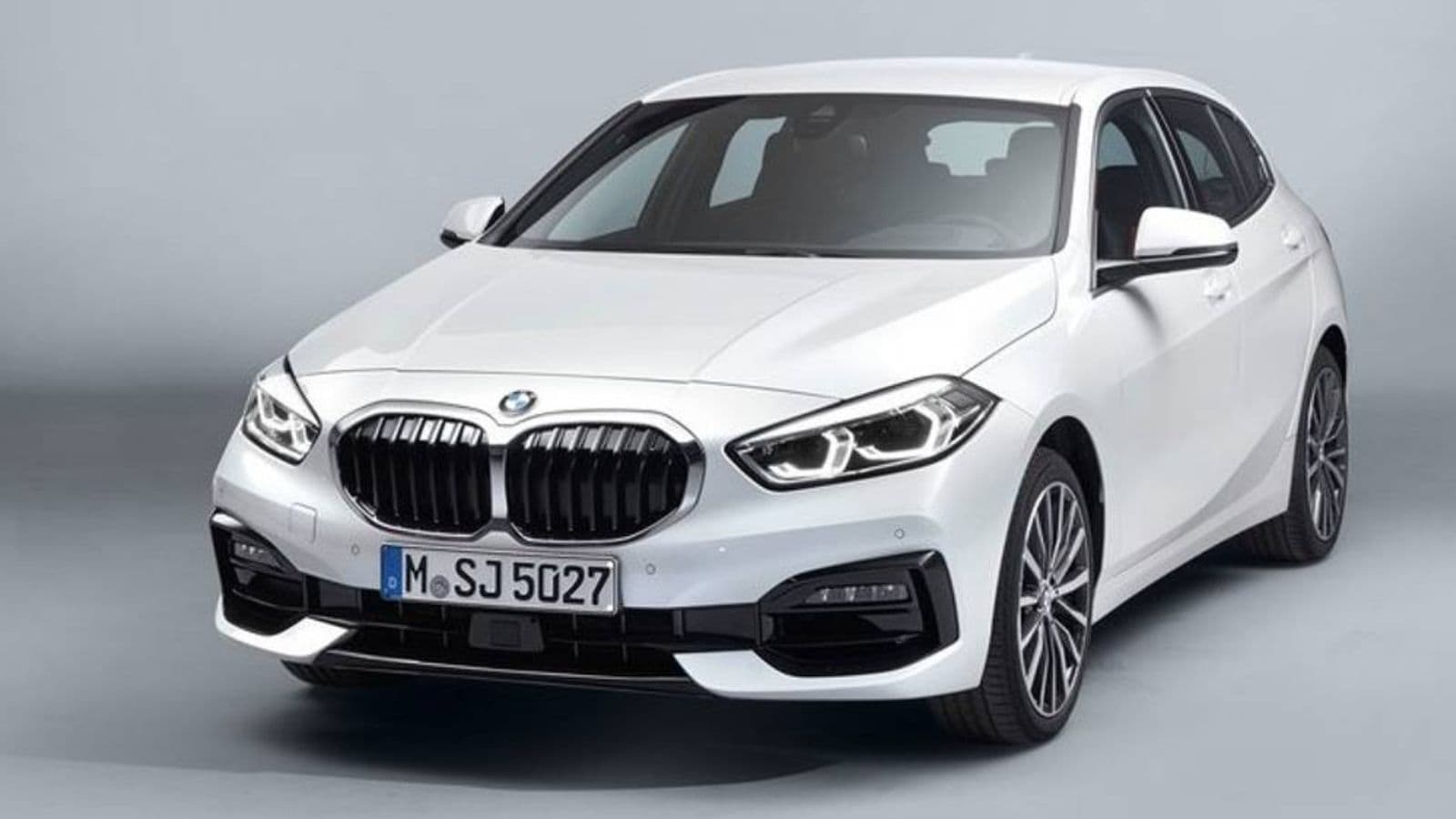 BMW Serie 1 2025: prezzi e controversie sul mercato italiano