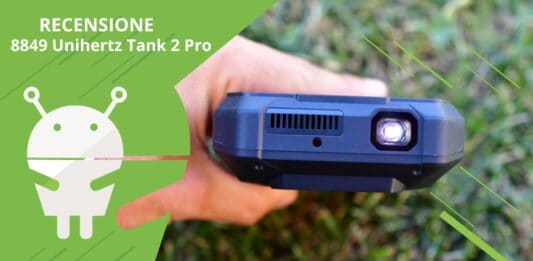 8849 Unihertz Tank 2 Pro: smartphone rugged con proiettore laser