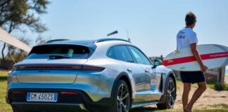 Porsche Italia dà il via all'estate tra sport, avventura ed E-performance