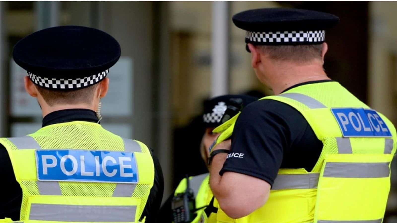 E-bike, la polizia inglese prova un nuovo dispositivo per fermarle