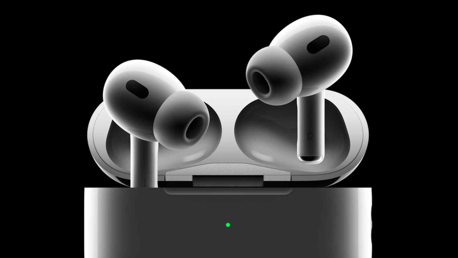 Novità in vista per gli AirPods di nuova generazione, svelate da Apple al WWDC 2024, tra cui miglioramenti a Siri e al gaming.