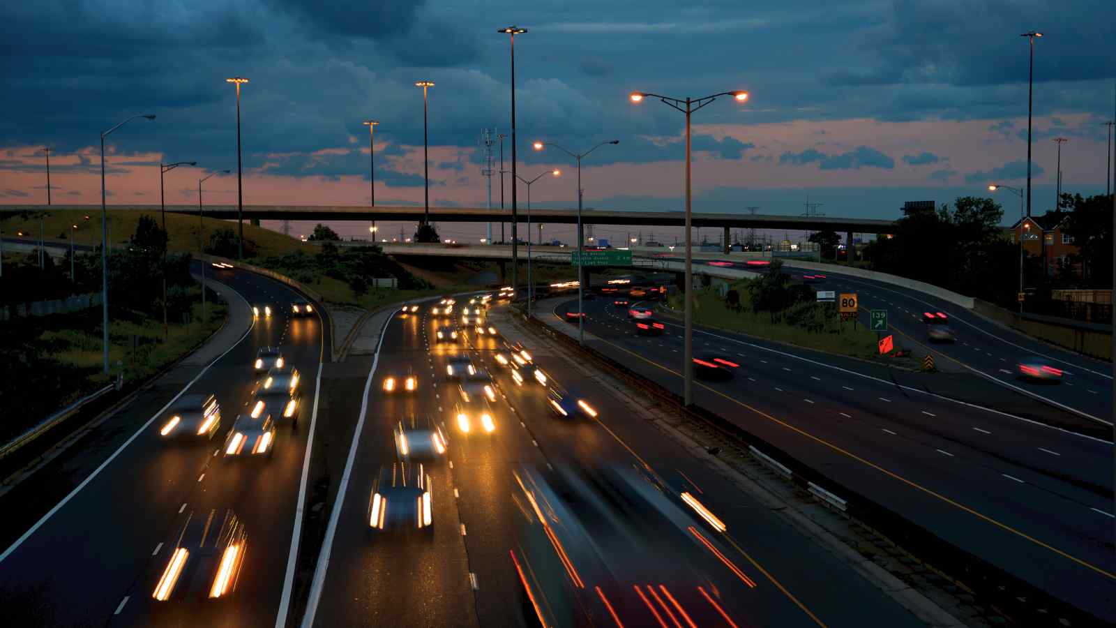 Autostrade per l'Italia si affida all'innovazione e alla cura ambientale anche nei LED a bordo strada
