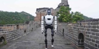 XBot-L è il robot cinese che ha stupito il mondo scalando la Grande Muraglia Cinese senza alcun intoppo