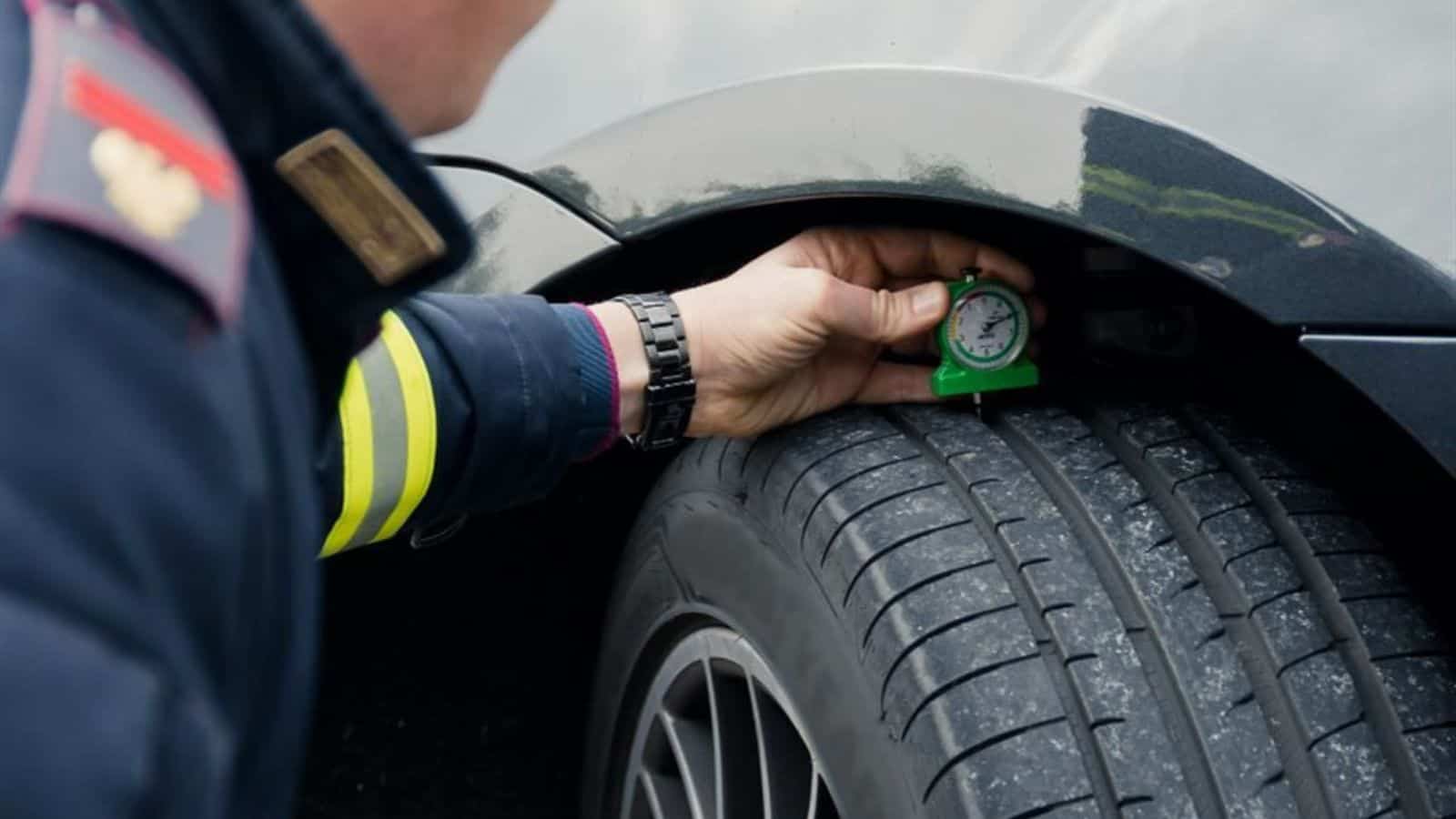 Codice della strada: attenti alle gomme, il 9% sono lisce secondo la Polizia