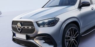 Mercedes rivede gli investimenti: dietrofront sulle auto elettriche