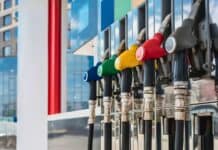 Carburante: distributori di benzina dimezzati nei prossimi anni in Europa