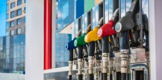 Carburante: distributori di benzina dimezzati nei prossimi anni in Europa