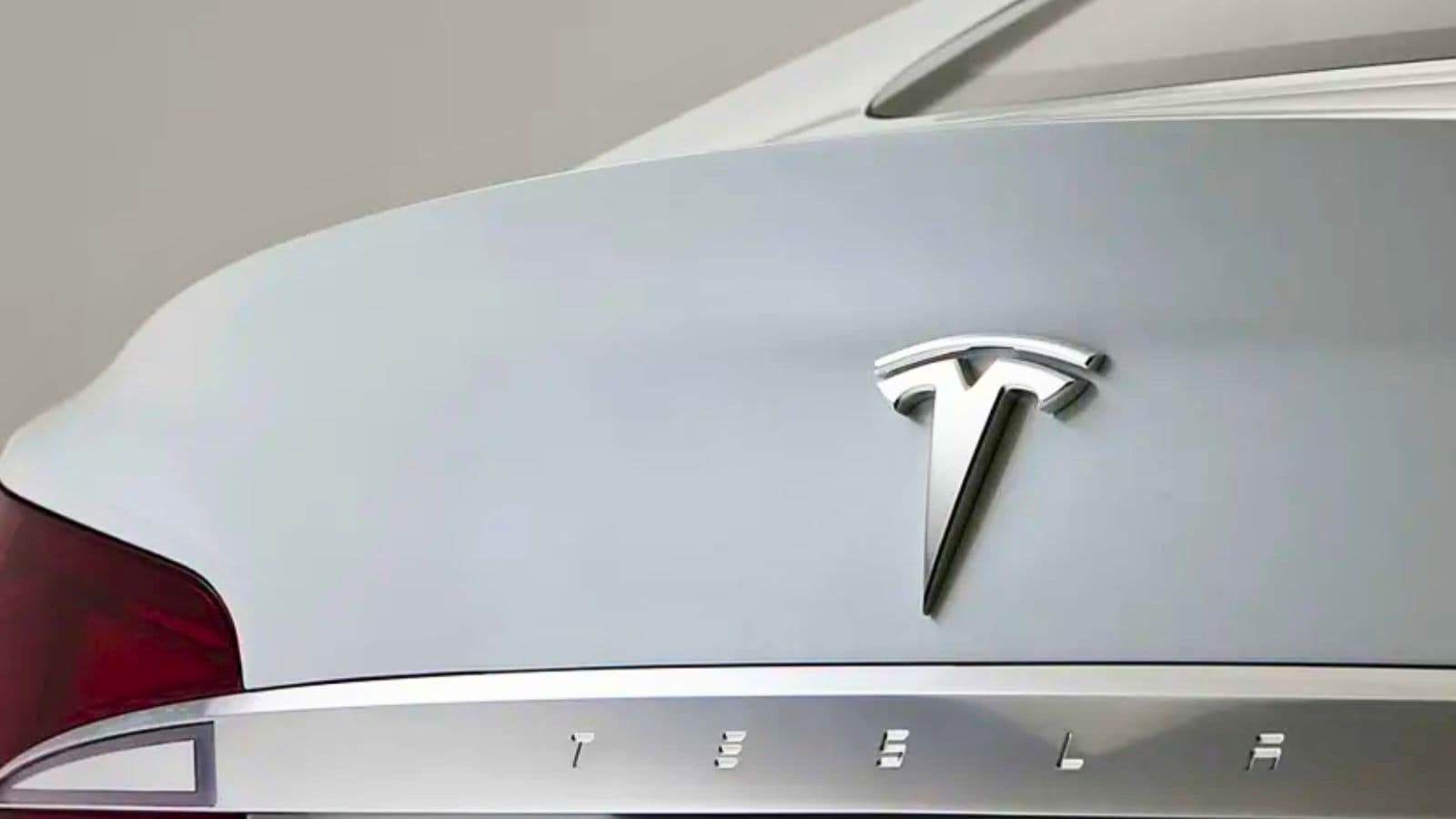 Tesla, nuovo connettore mobile nel configuratore online: cos'è?