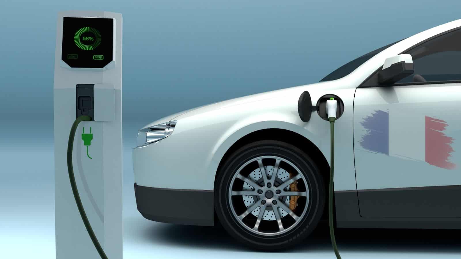 Auto elettriche: creato il primo sistema di ricarica dinamica ad induzione 