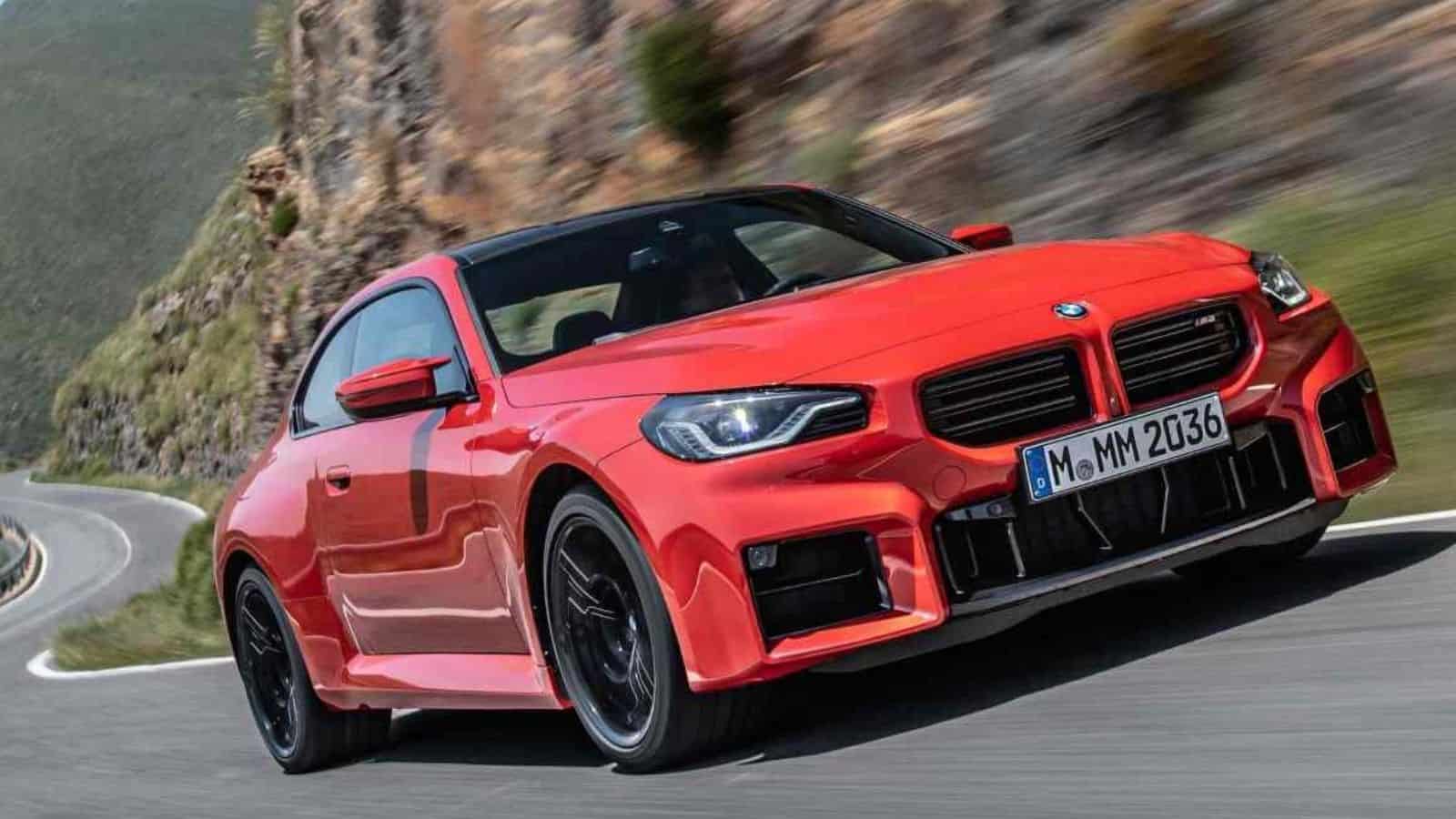 Nuova BMW M2: restyling e potenza migliorata