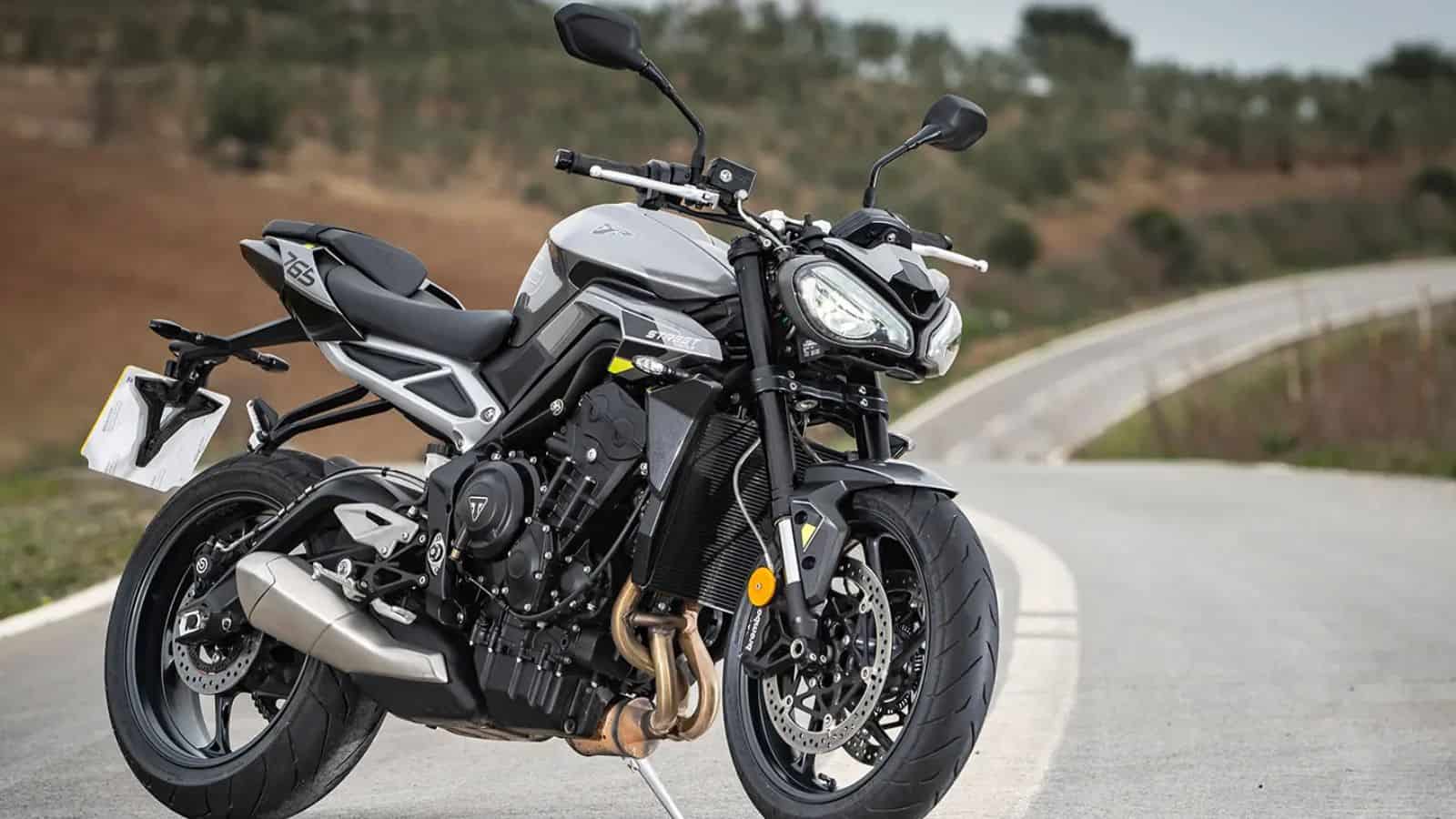 Triumph Street Triple 765 R A2: una versione per la Patente A2