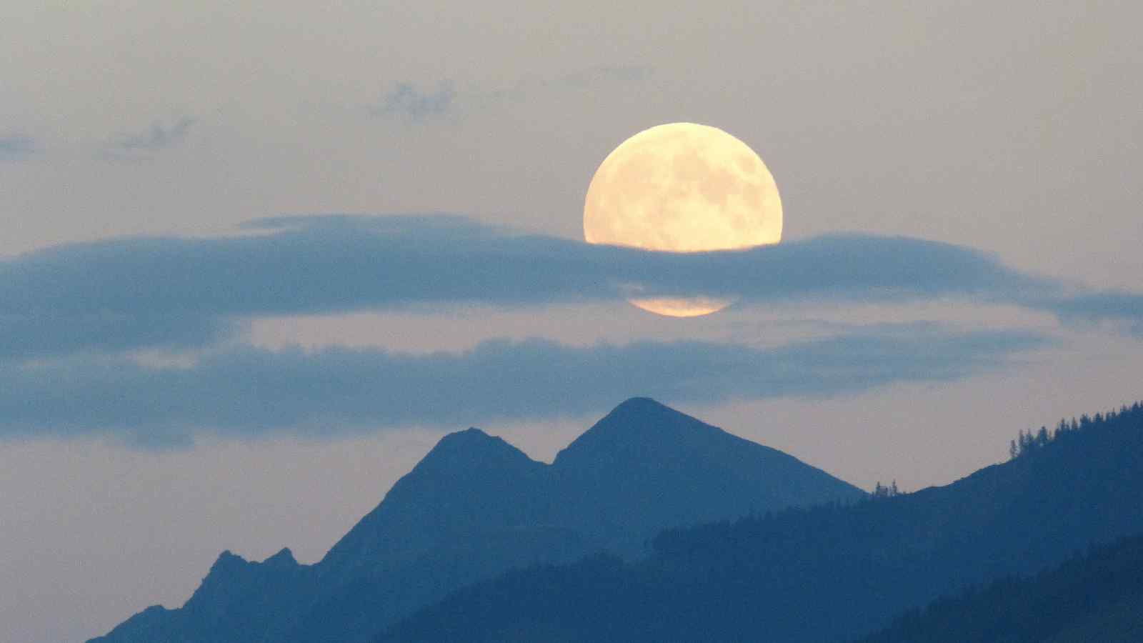 La Luna ha ancora tanto da raccontare; la sua storia potrebbe essere interamente riscritta dai nuovi studi sui materiali presi da Chang'e-5.