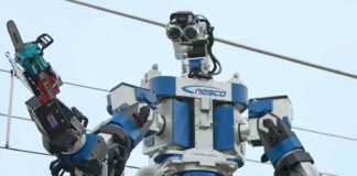 JR West ha deciso di implementare tra i suoi lavoratori anche dipendenti particolari: dei robot umanoidi per i lavori di fatica e precisione.