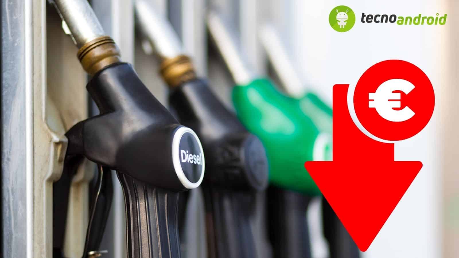 Carburanti: prezzi ai minimi ma in autostrada restano alti