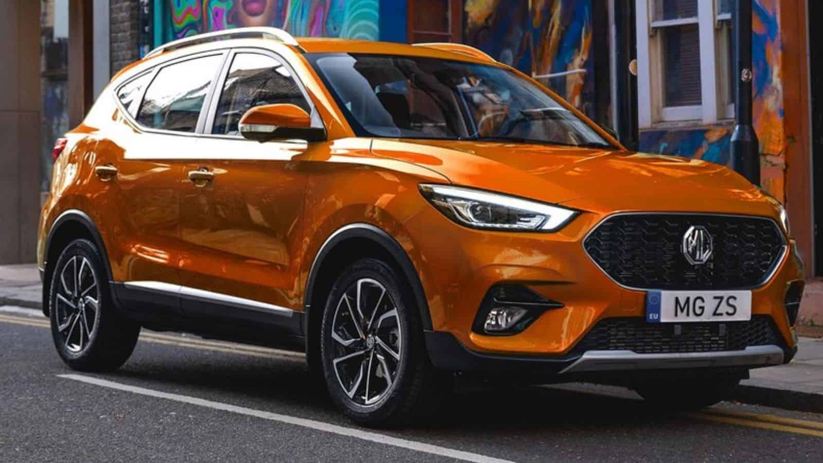 MG ZS 2024: design rinnovato e motorizzazioni ibride più efficienti