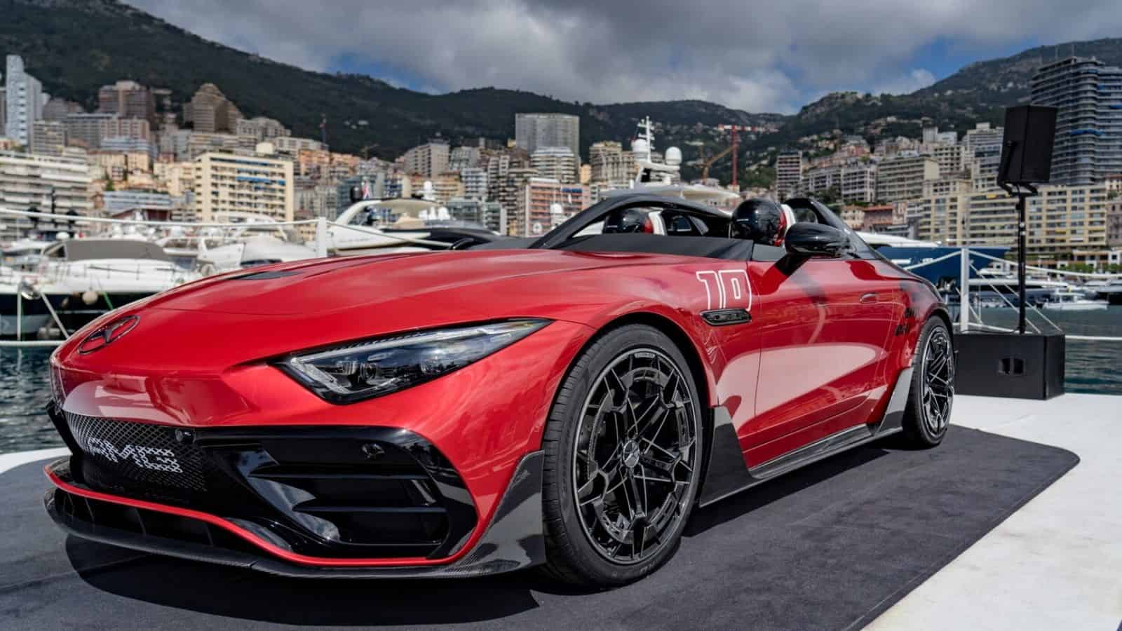 Mercedes-AMG PureSpeed: la rivoluzione Mythos su strada