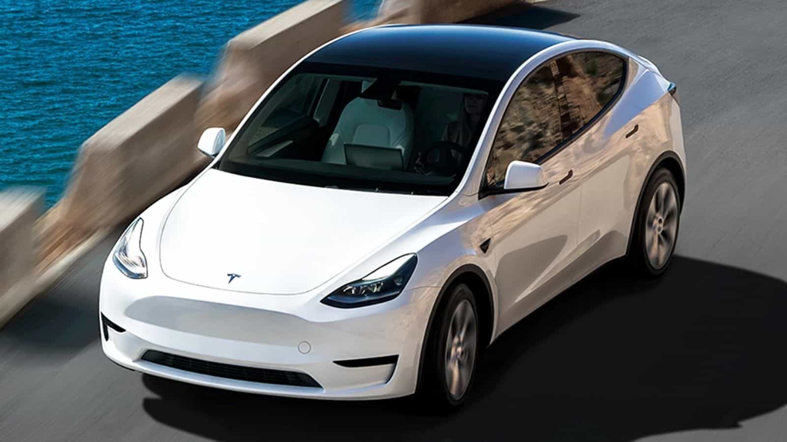 Tesla pronta a lanciare la Model Y a sette posti?